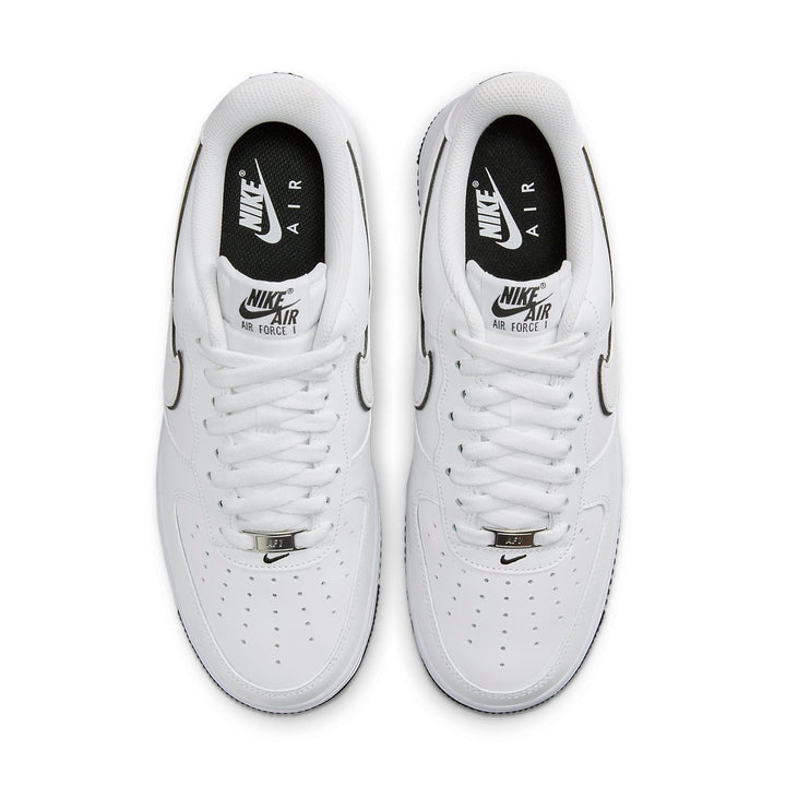 Nike Air Force 1 Low &
