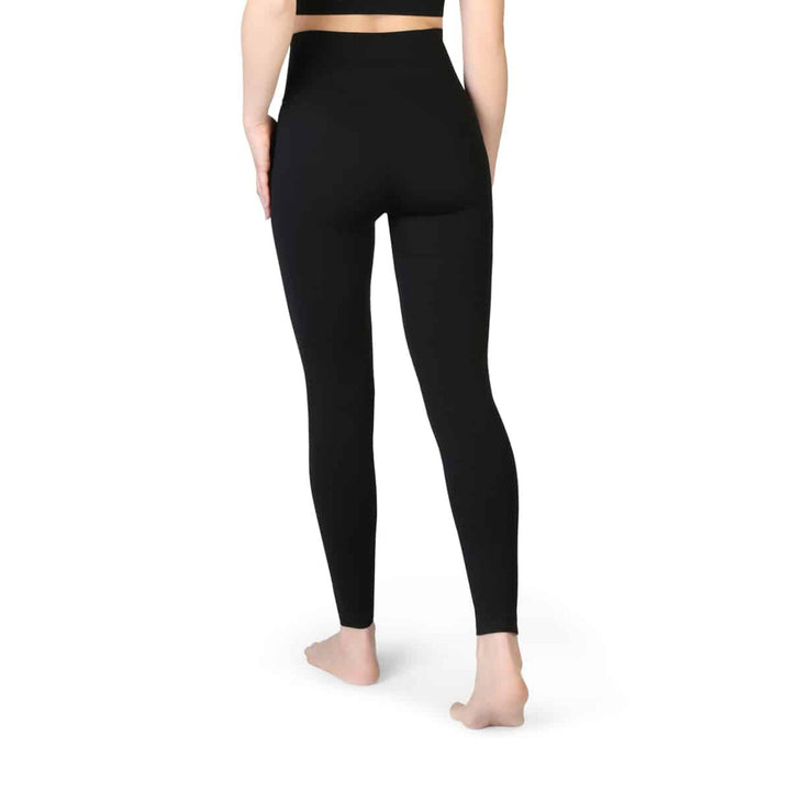 BodyBoo seamless shapewear for women – made in Italy BodyBoo sculpting bodysuit with tummy control BodyBoo high-waist shaping shorts in nude and black Italian BodyBoo compression leggings – firm control BodyBoo invisible control briefs for smooth silhouet