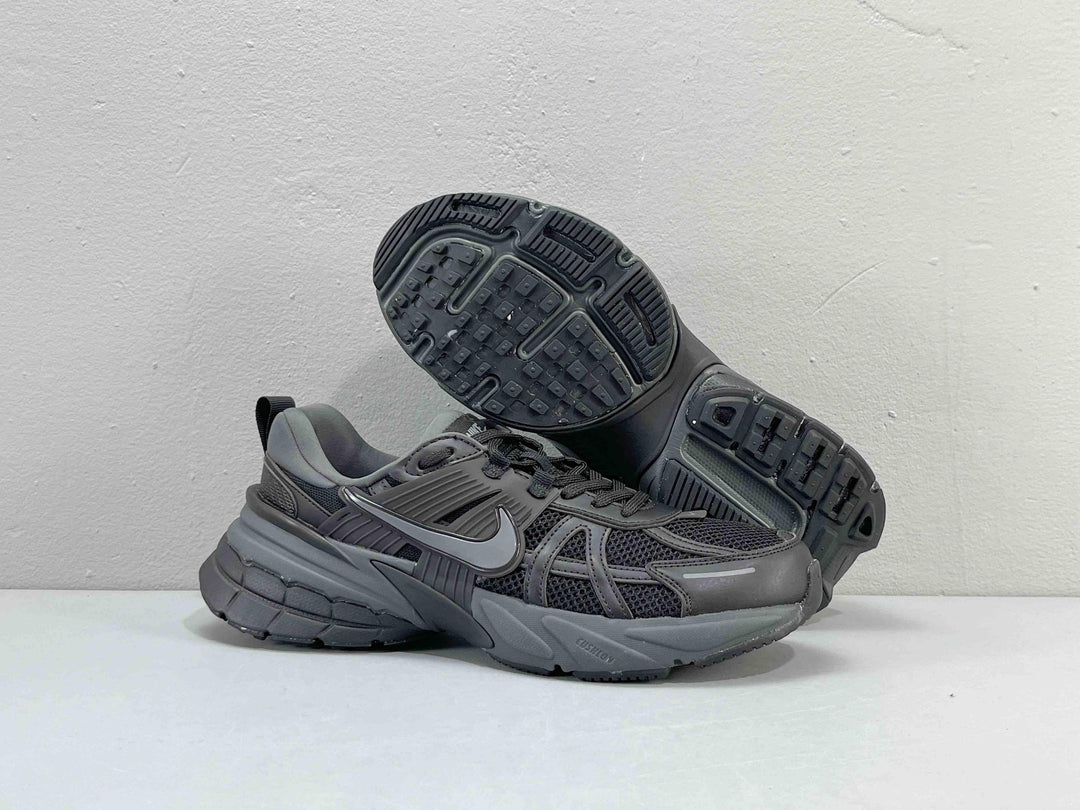 Nike V2K Run &