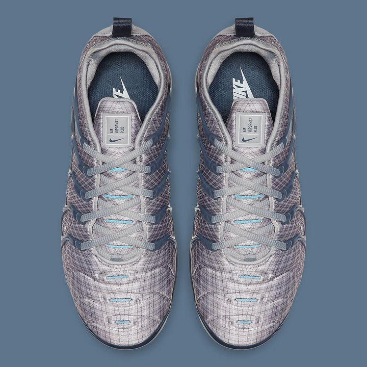 Nike Air VaporMax Plus &