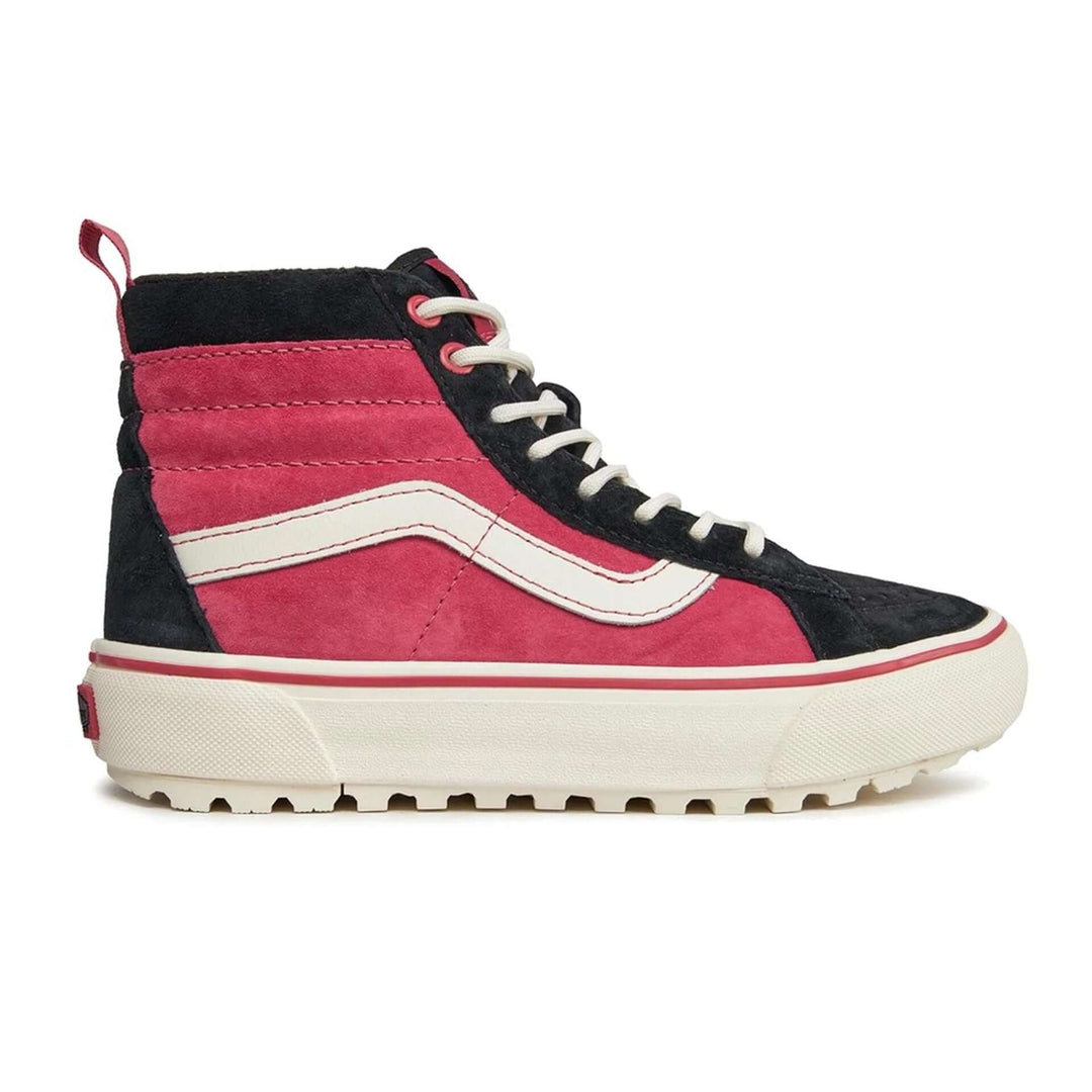 VANS sneakers and streetwear collection at STORE 7994