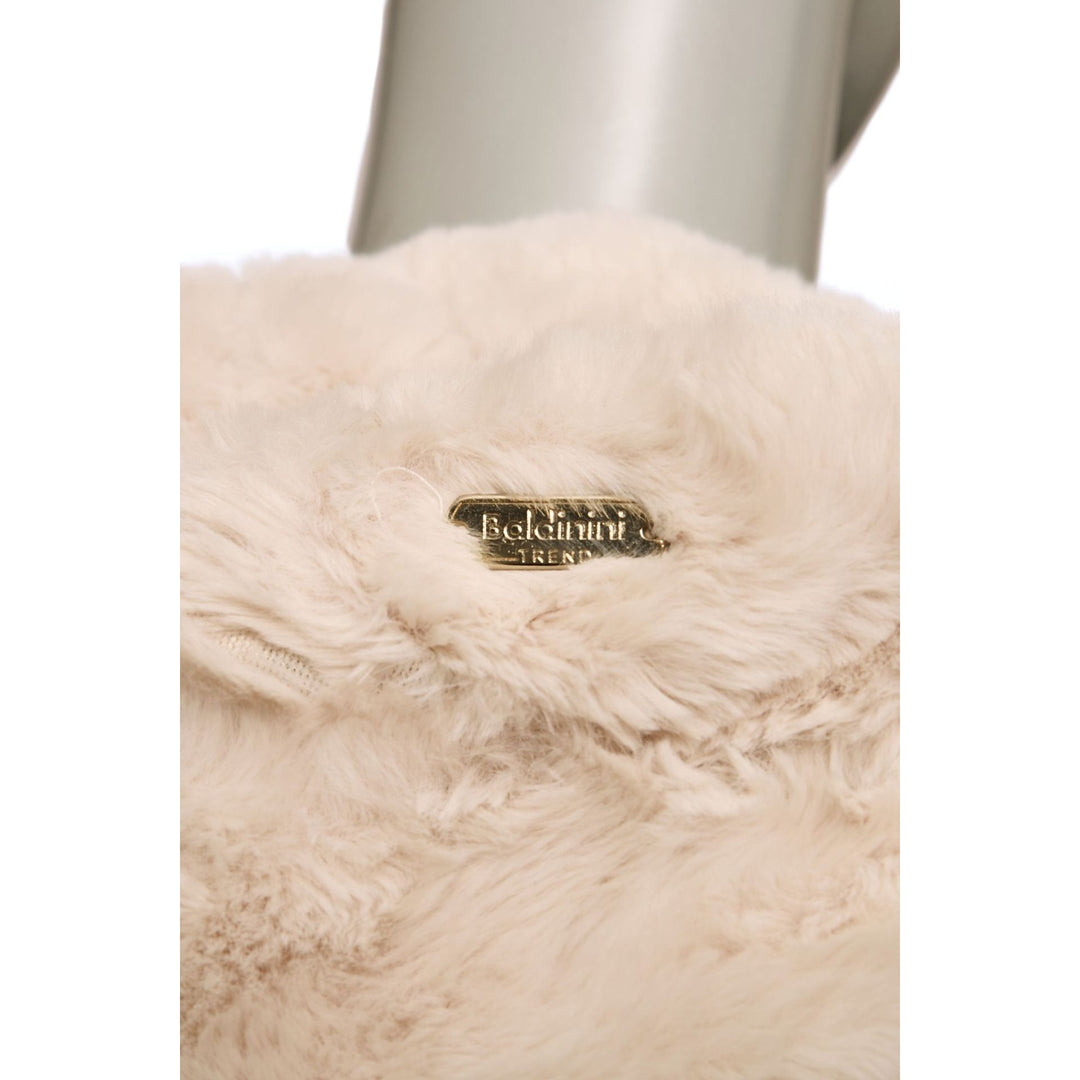 Comfortable Italian designed coats & jackets in mid, 3/4 and hooded designs