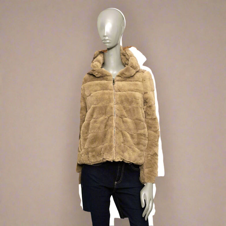 Comfortable Italian designed coats & jackets in mid, 3/4 and hooded designs