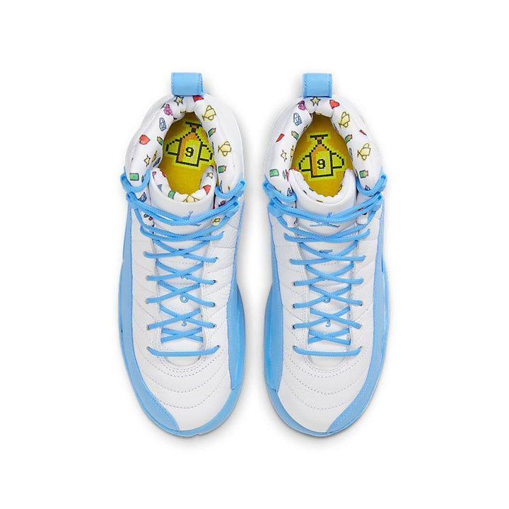 Air Jordan Retro 12 &