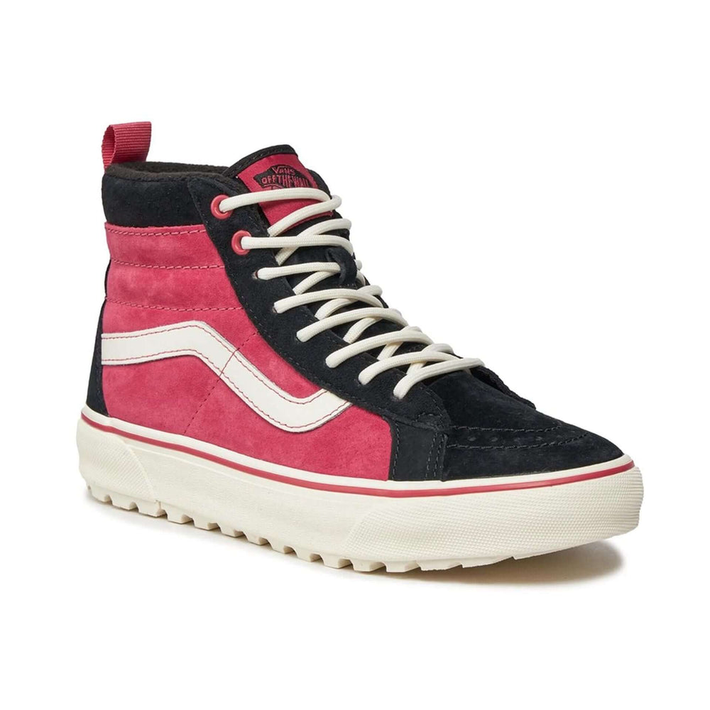 VANS sneakers and streetwear collection at STORE 7994