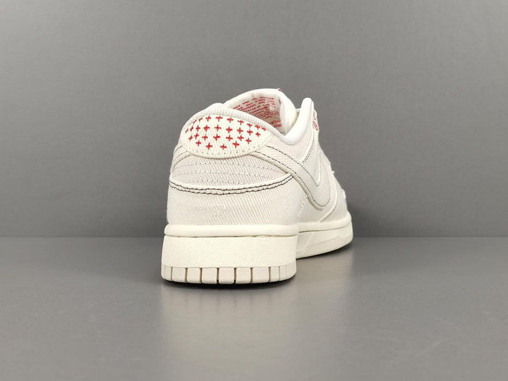 Nike Dunk Low &
