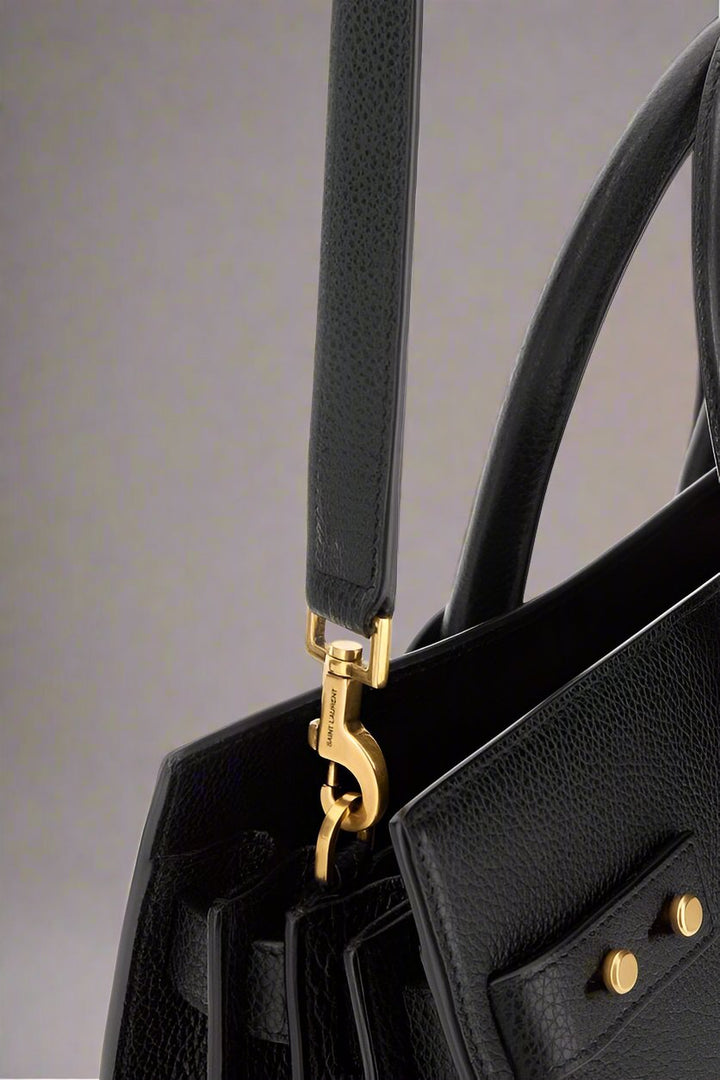 SAINT LAURENT Bolso Sac De Jour de piel de becerro negro