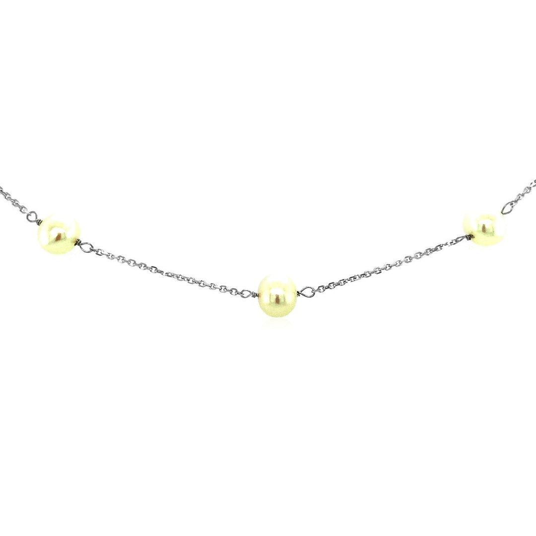 14k White Gold Necklace with White Pearls