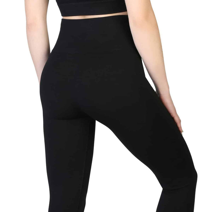 BodyBoo seamless shapewear for women – made in Italy BodyBoo sculpting bodysuit with tummy control BodyBoo high-waist shaping shorts in nude and black Italian BodyBoo compression leggings – firm control BodyBoo invisible control briefs for smooth silhouet