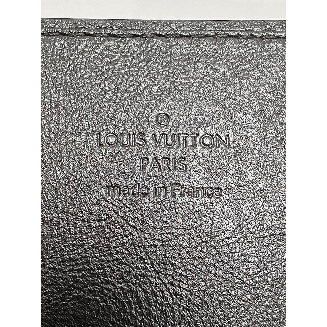 Louis Vuitton Reverse Giant Monogram Dauphine belt bag clutch – STORE 7994