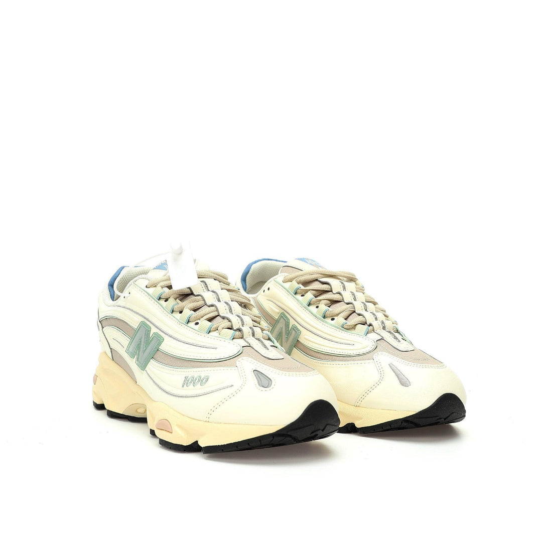 New Balance 1000 &
