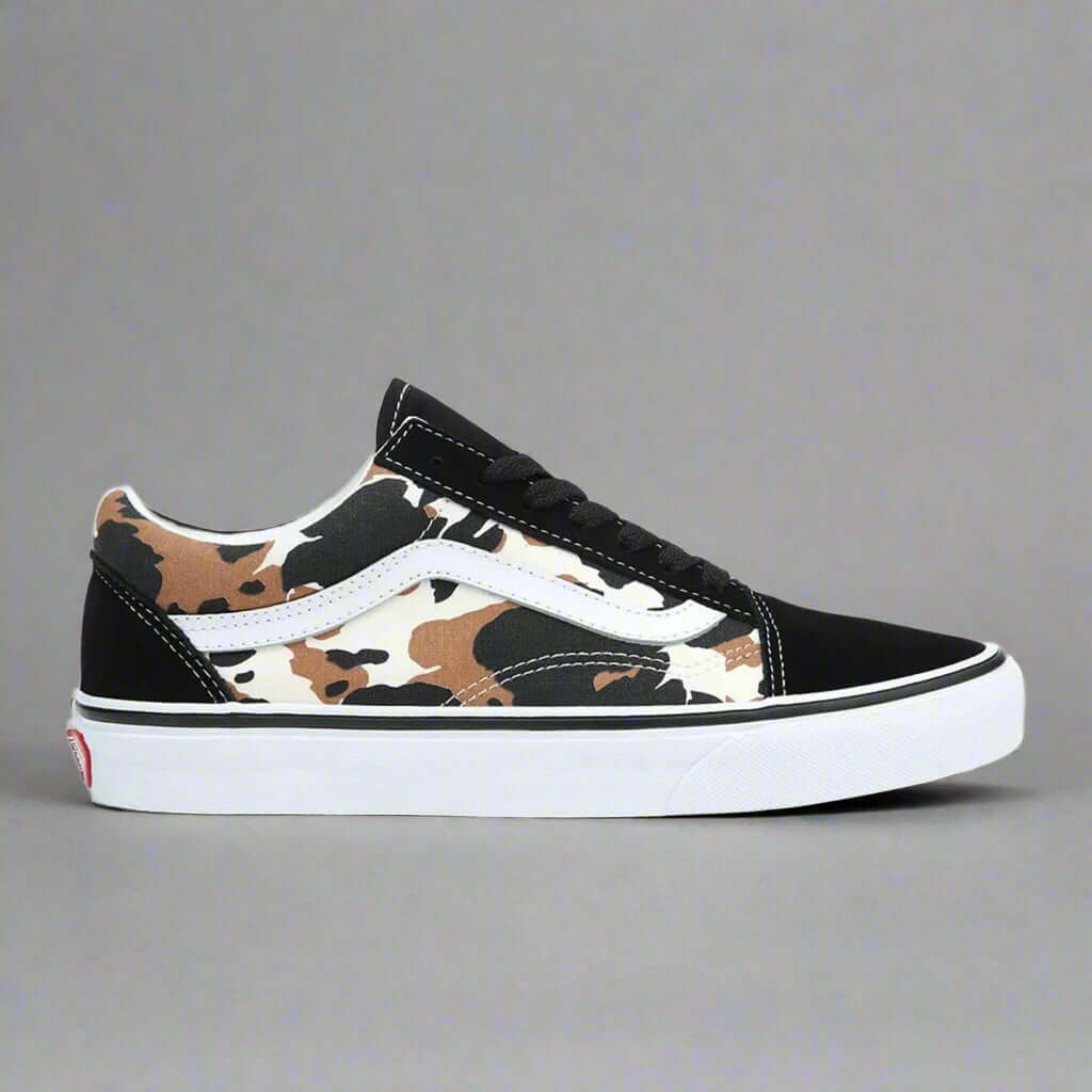 VANS sneakers and streetwear collection at STORE 7994