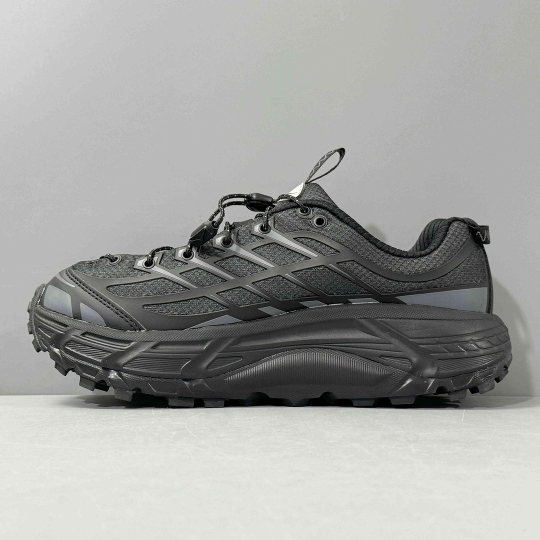 Hoka One One Mafate Three2 &
