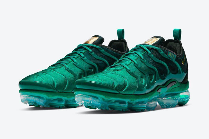 Nike Air VaporMax Plus &