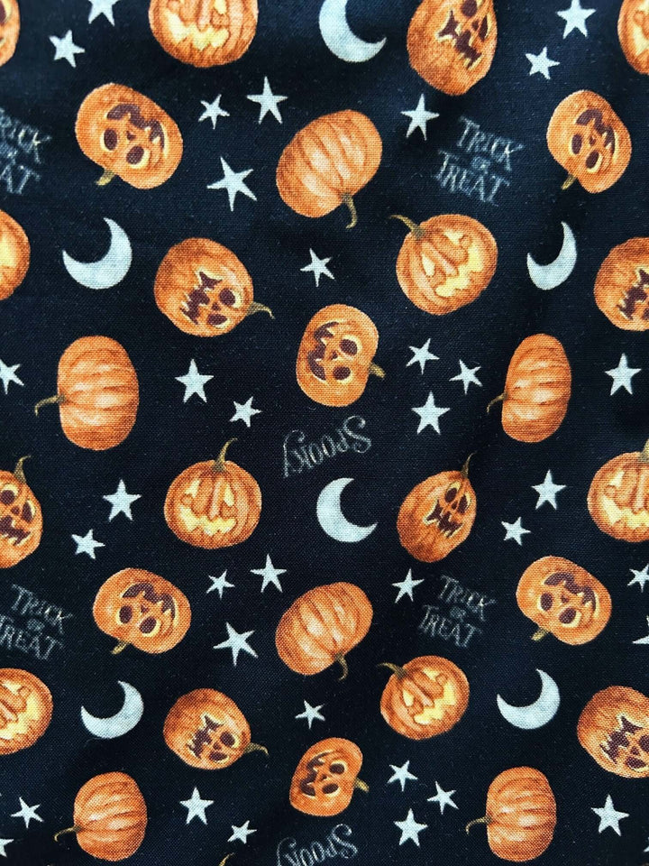 Jack-o’-lantern Bow Top