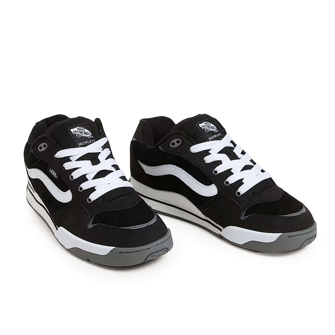 Vans black and white leather low top unisex Sneakers