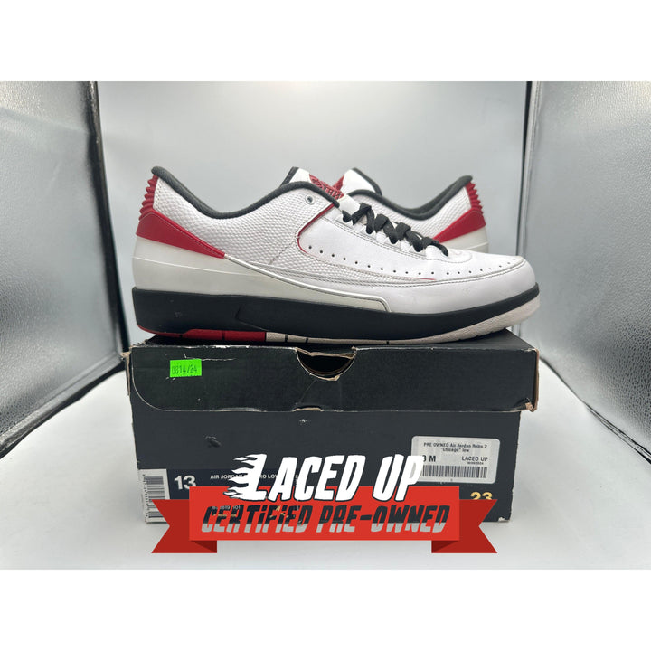 PRE OWNED Air Jordan Retro 2  "Chicago" low