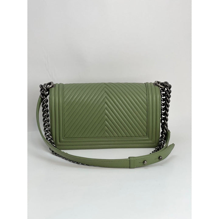 Chanel Medium Boy Flap light green calfskin bag – STORE 7994