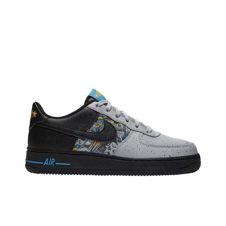 Nike Air Force 1 &