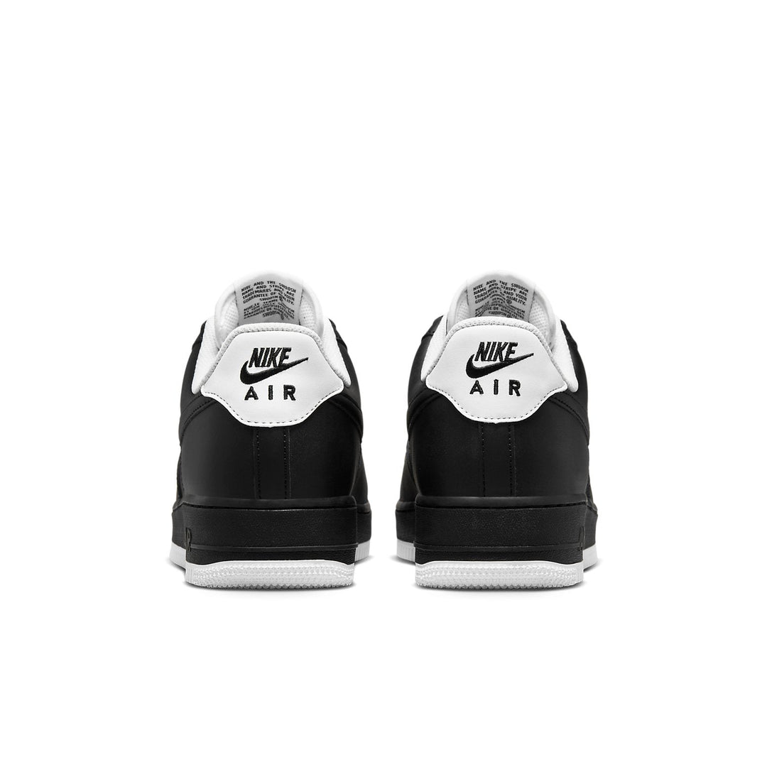 Nike Air Force 1 &