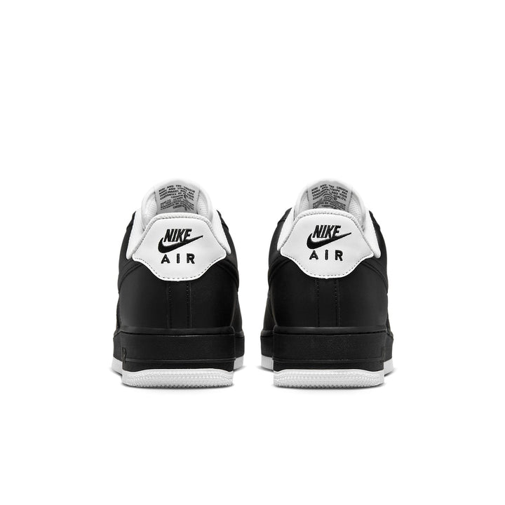 Nike Air Force 1 &