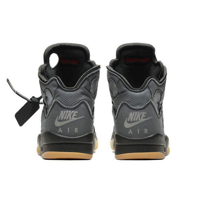 AIR JORDAN 5 RETRO SP &