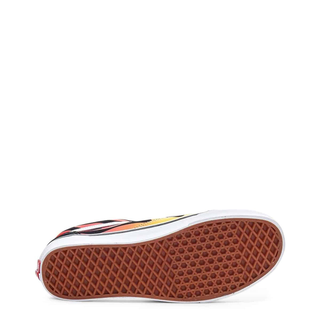 VANS sneakers and streetwear collection at STORE 7994