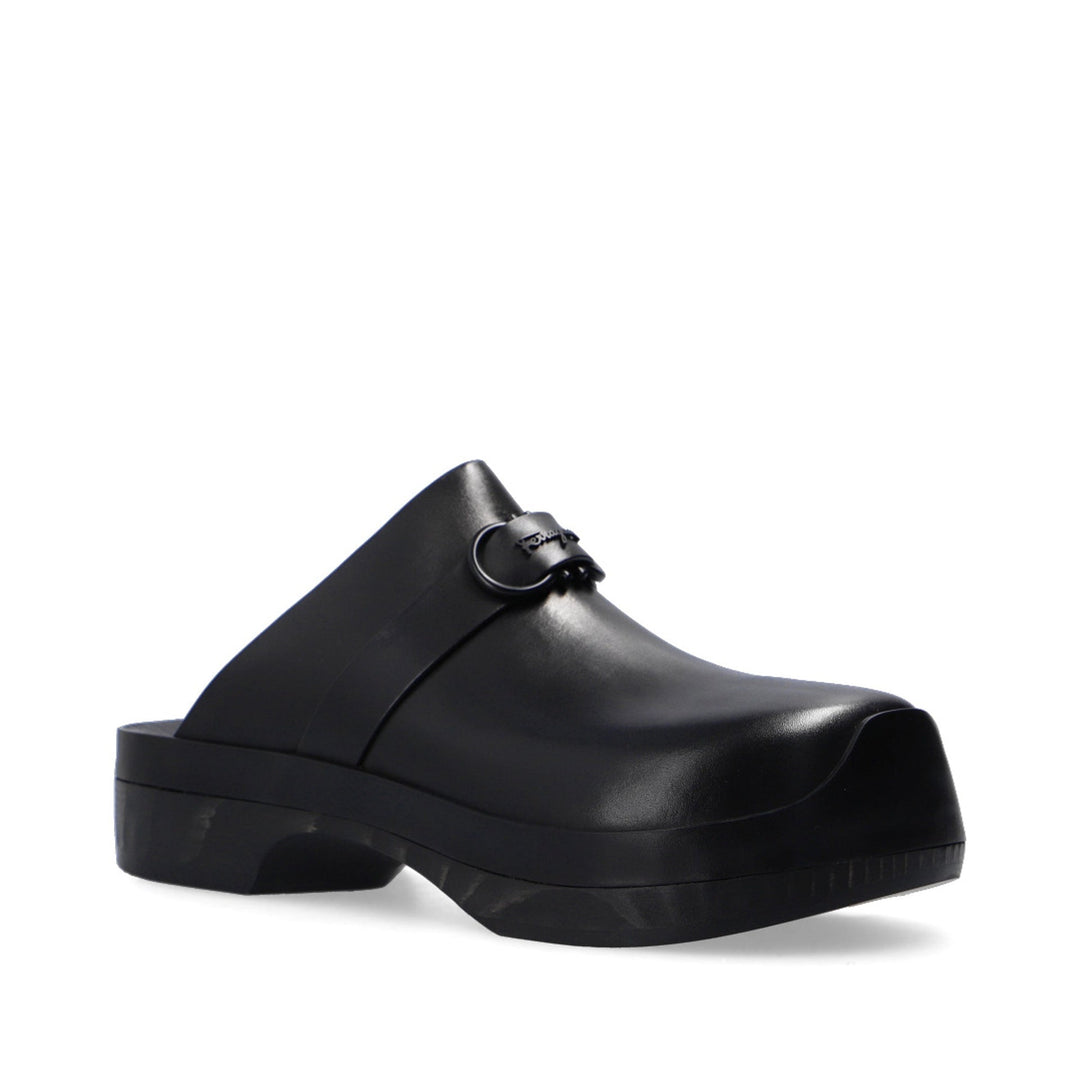 Salvatore Ferragamo Nope Leather Slides Women