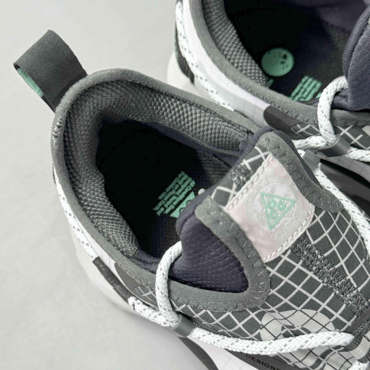 Nike ACG Mountain Fly 2 SE &