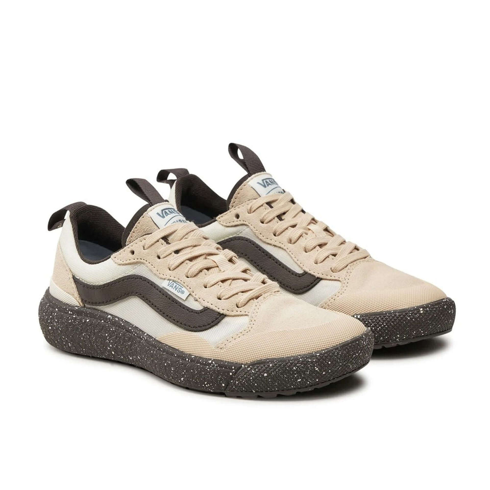 VANS sneakers and streetwear collection at STORE 7994