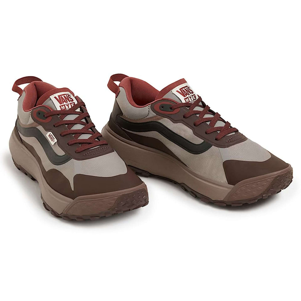 VANS sneakers and streetwear collection at STORE 7994