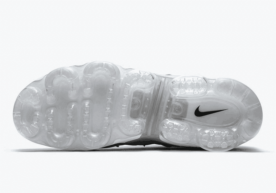 Nike Air VaporMax Plus &