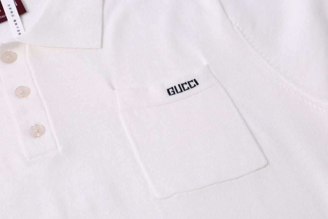 Gucci T-shirt with a collar