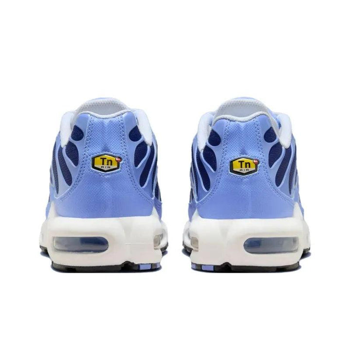 Nike Air Max Plus &