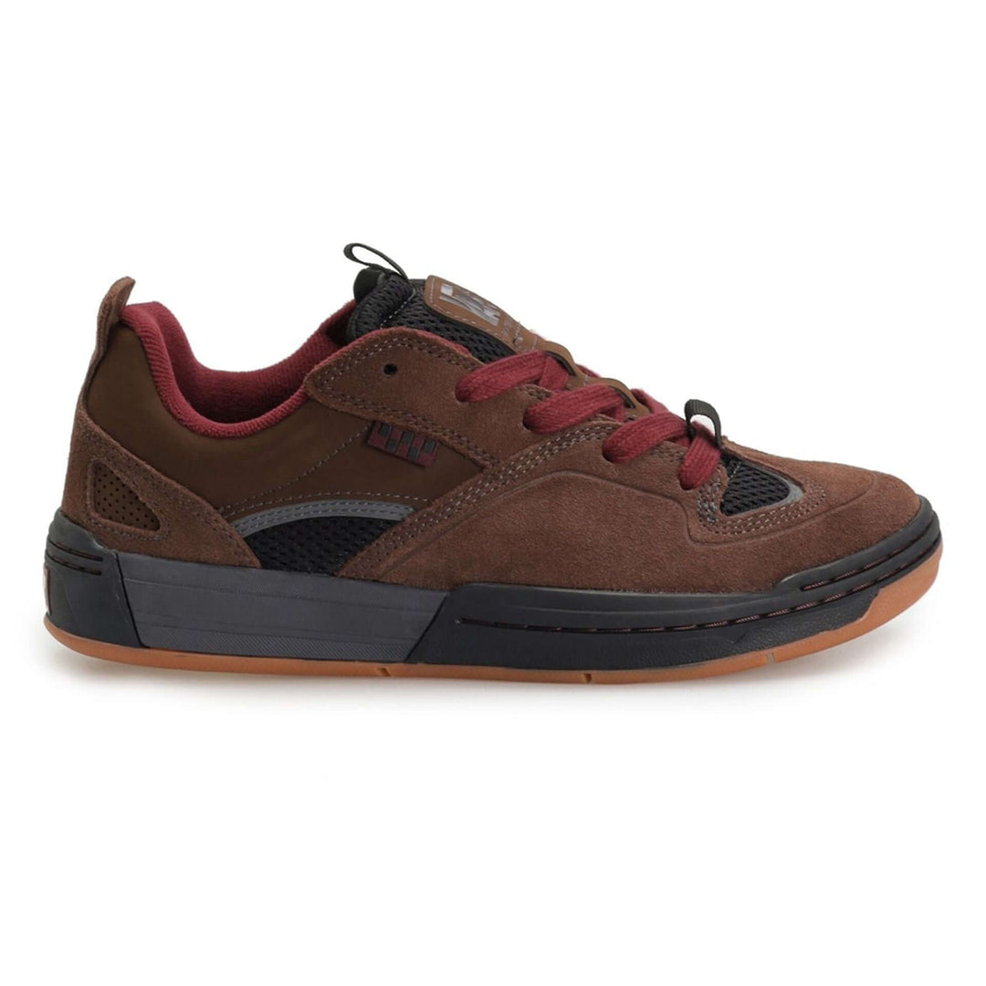 VANS sneakers and streetwear collection at STORE 7994