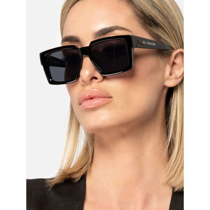 Black stylish Italian designed affordable sunglasses with UV protection.