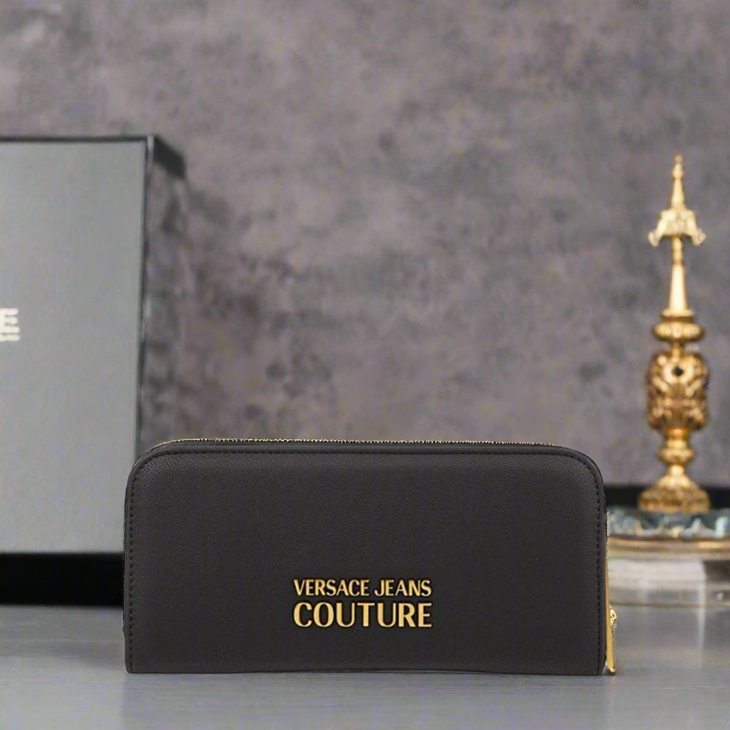 Versace Jeans Couture women's black wallet with gold emblem, synthetic leather, zip fastening, compact design.