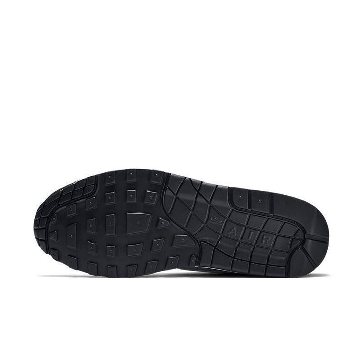 Nike Air Max 87 &
