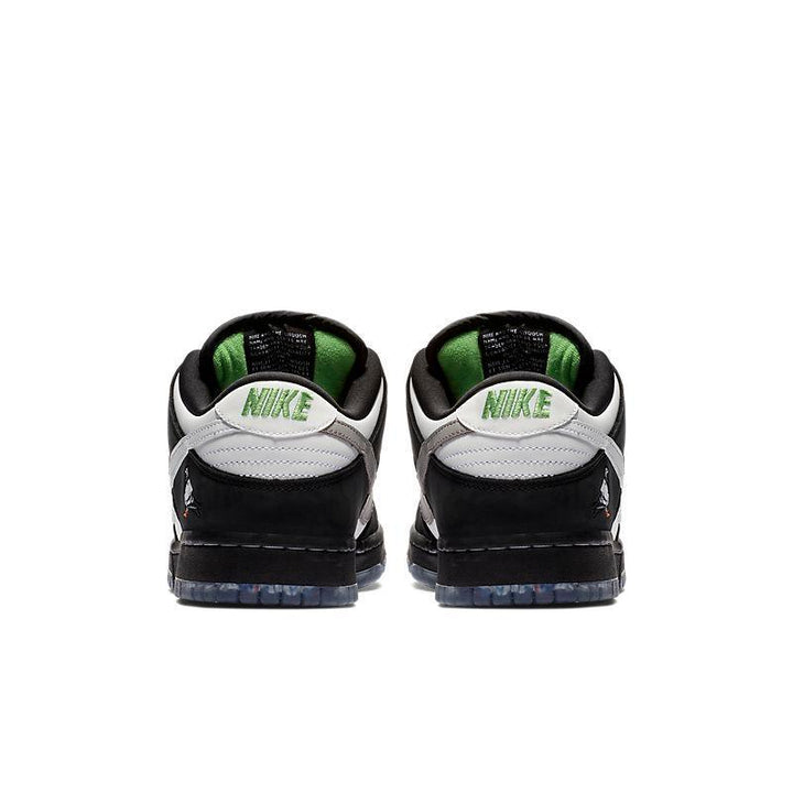 Nike SB Dunk Low Staple Panda Pigeon