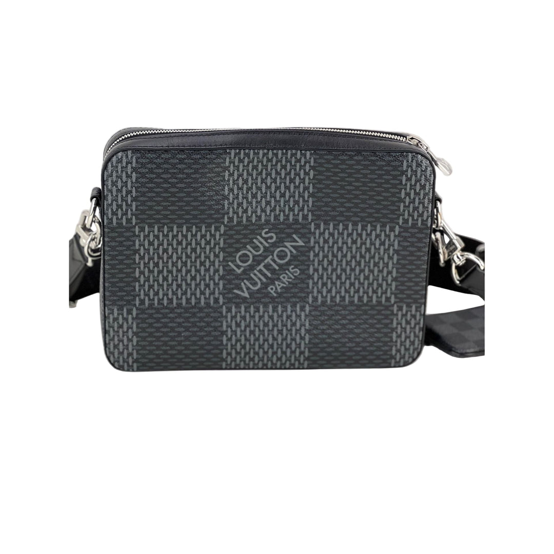 LOUIS VUITTON Trio Messenger Damier Graphite Men's Bag