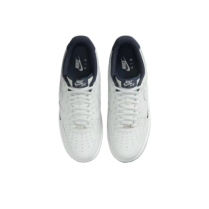 Nike Air Force 1 Low &