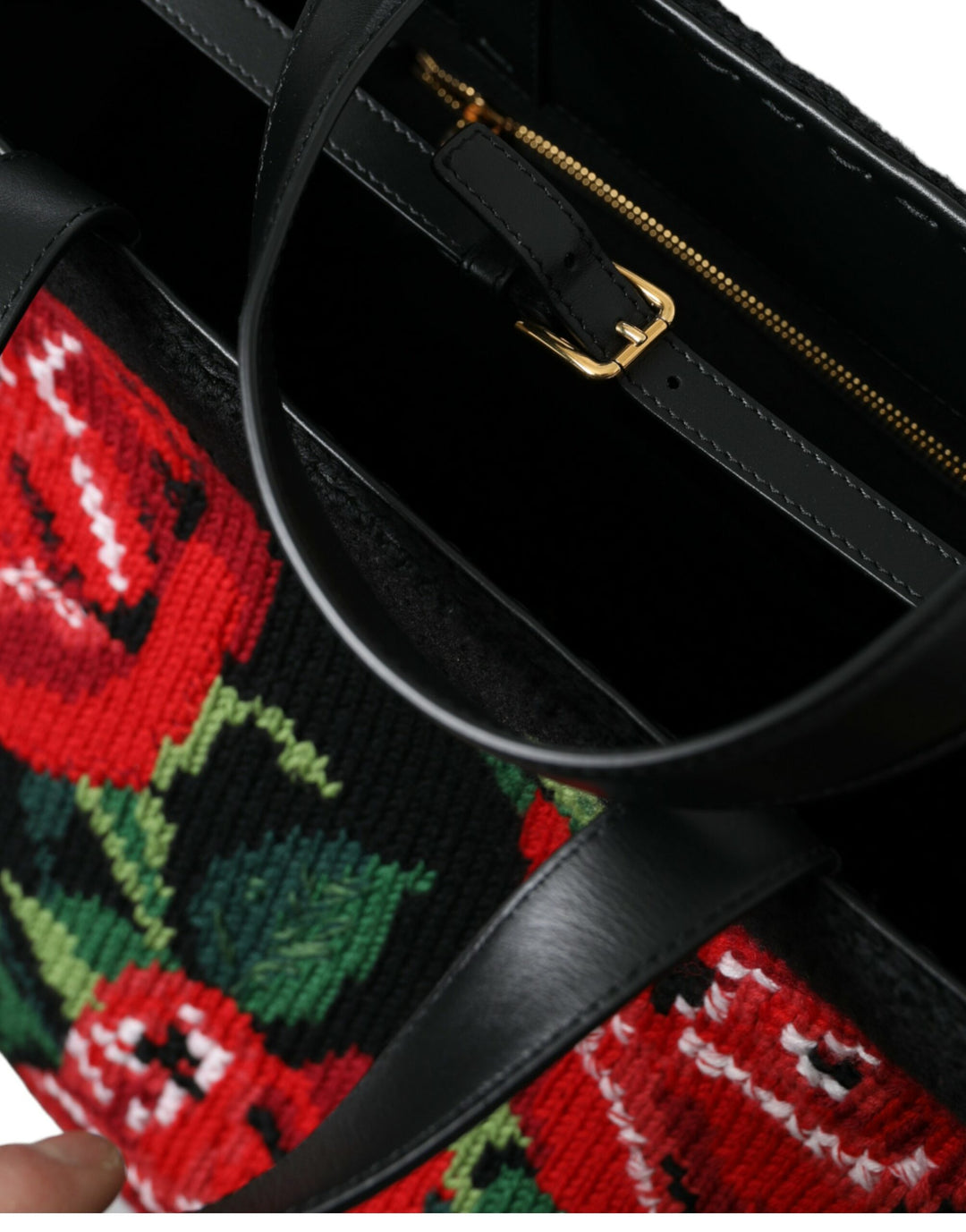 Bolso tote negro con bordados florales de DOLCE &amp; GABBANA, elegante, fabricado en Italia