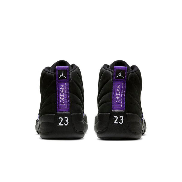 Air Jordan Retro 12 &