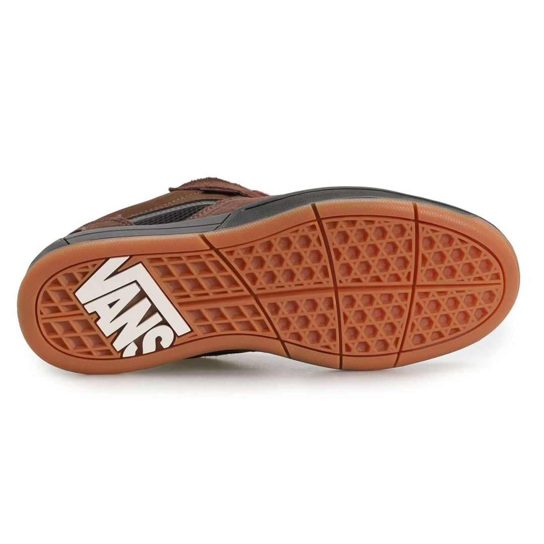 VANS sneakers and streetwear collection at STORE 7994