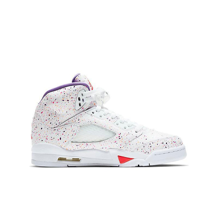 Air Jordan 5 Retro &
