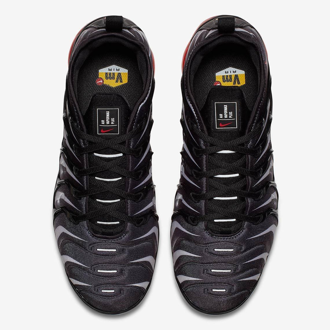 Nike Air VaporMax Plus &