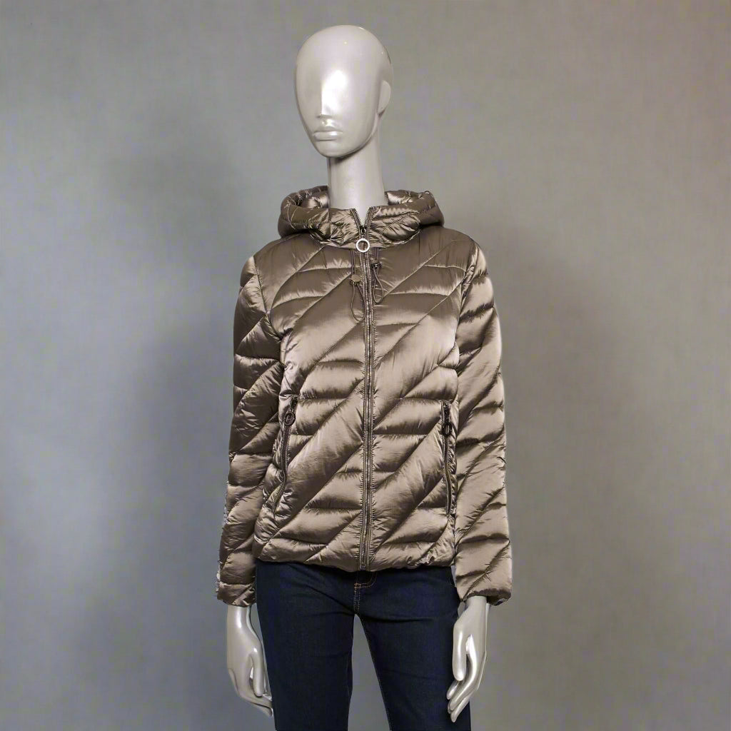 Comfortable Italian designed coats & jackets in mid, 3/4 and hooded designs