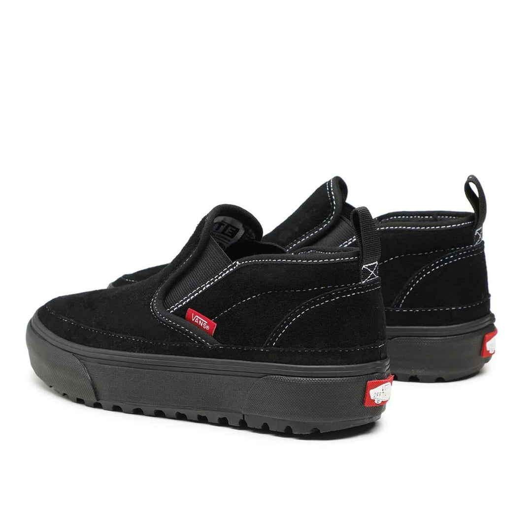 VANS sneakers and streetwear collection at STORE 7994