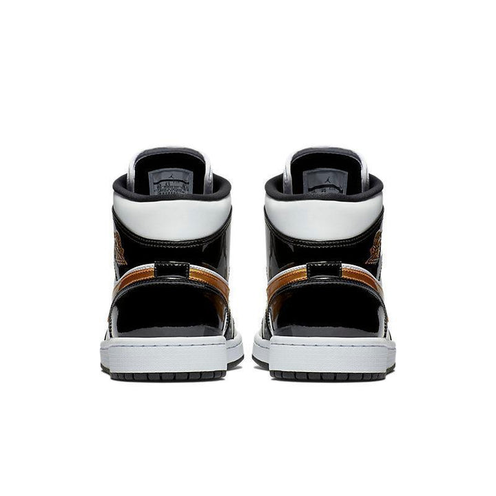 Air Jordan 1 Mid &