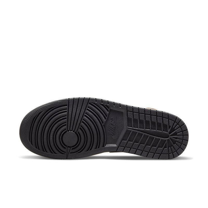 Air Jordan 1 Mid SE &